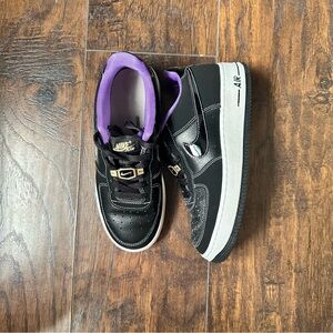 Nike Kids Black and Purple Sneakers